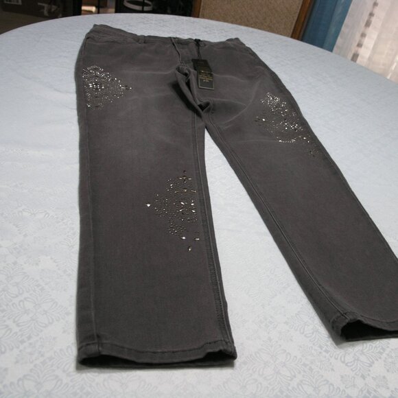 Diane Gilman Women's Dark Grey Jeans Size 12P with silver stud embellished - Picture 1 of 12
